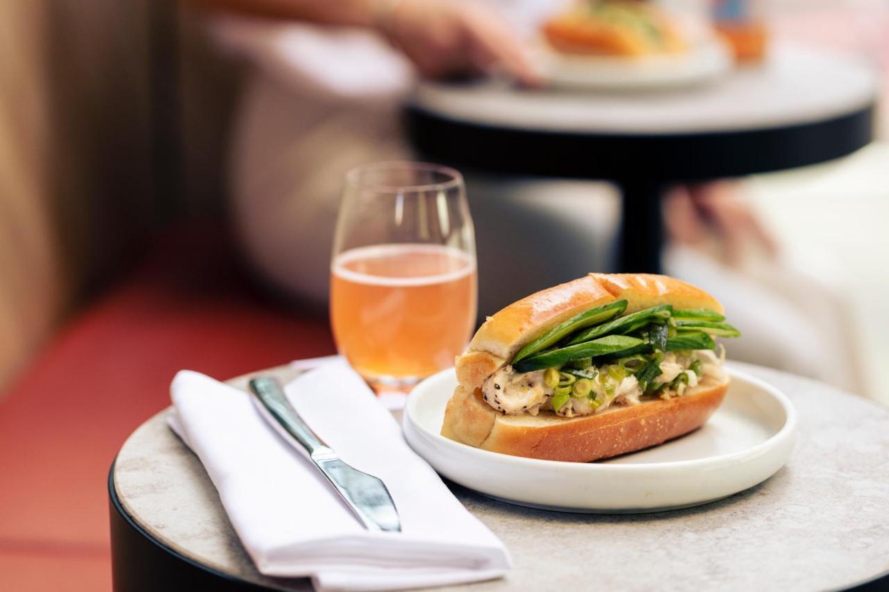 Next Hotel Melbourne, Curio Collection By Hilton Exterior photo A lobster roll at the Oyster Bar