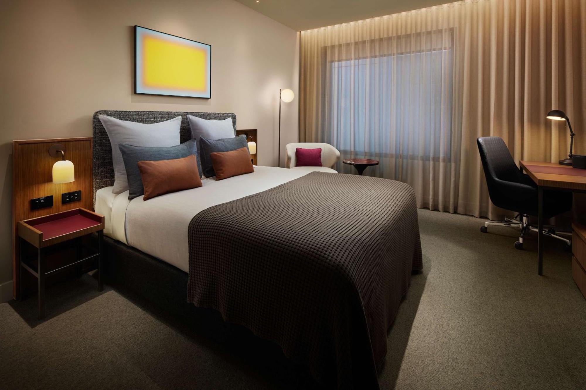 Next Hotel Melbourne, Curio Collection By Hilton Exterior photo